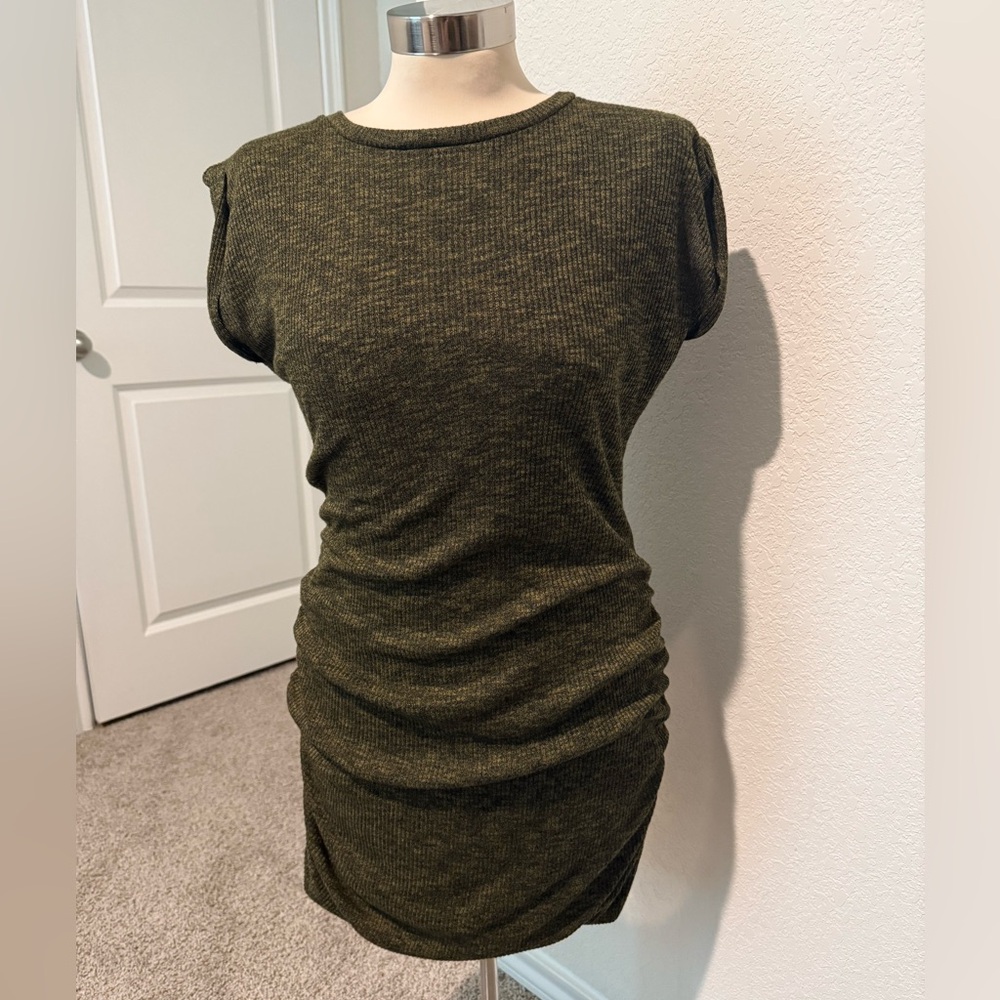 Zara Green Ruched Cap Sleeve Midi Dress